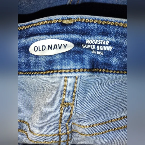 Old Navy Blue Skinny Jeans with Distressed Look - Picture 3 of 6